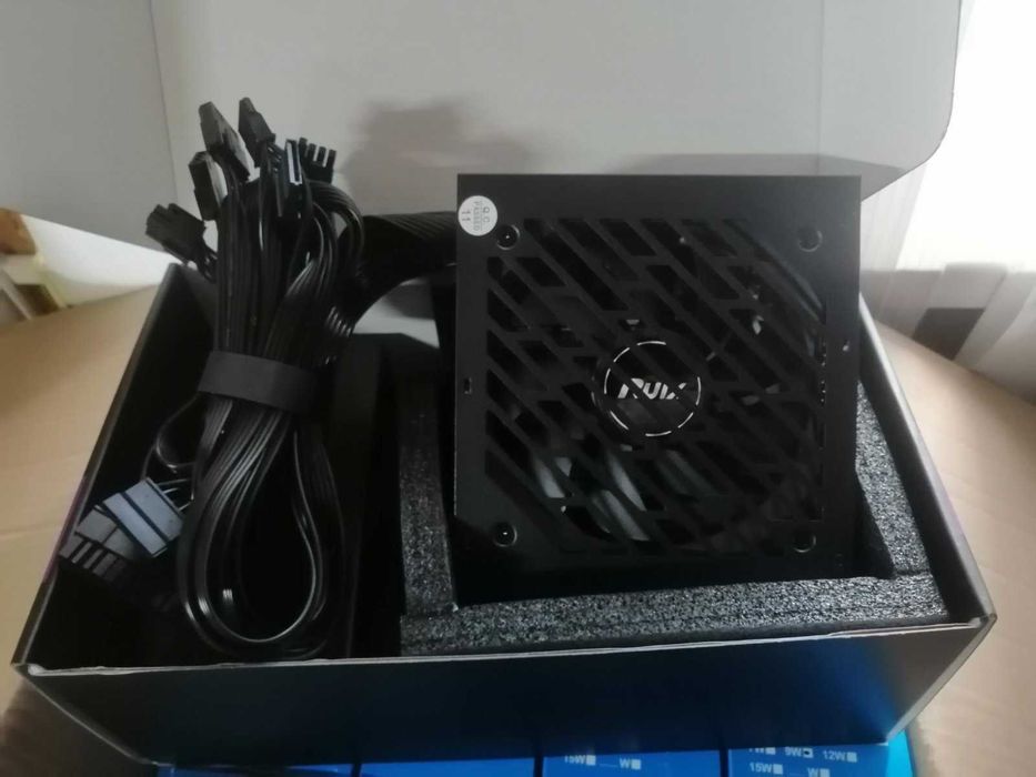 Блок питания 750W