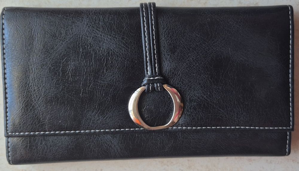 Carteira de mulher preta