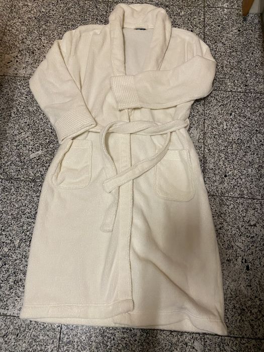 Robe branco novo