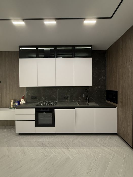 Продаж таунхауса 3 хв від Епіцентру.