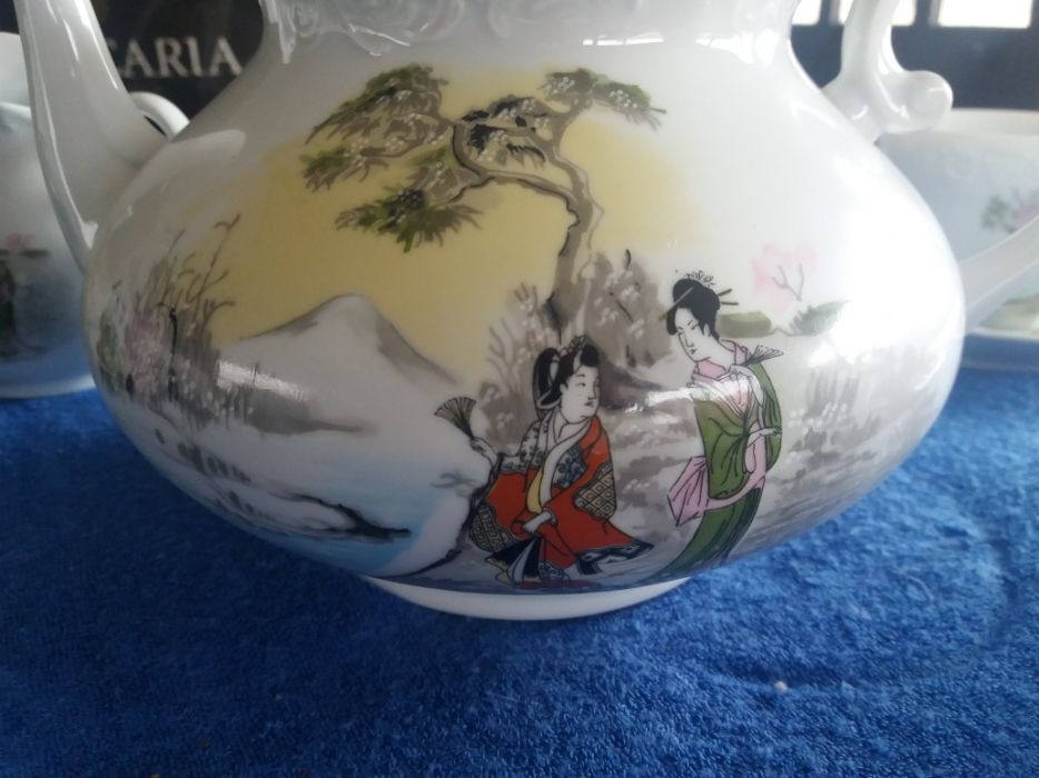 Vendo serviço de chá
