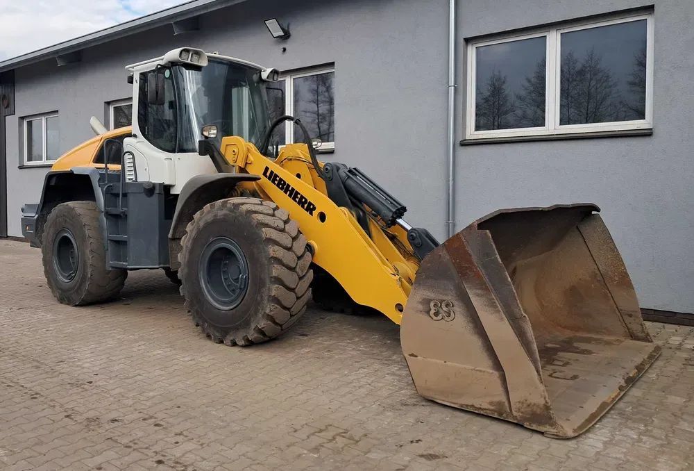 Liebherr L550  Długi Wysięgnik 2015r Centralne Smarowanie 20,5