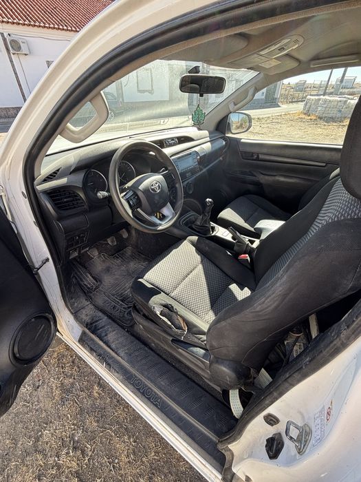Toyota hilux 2.4 4x4