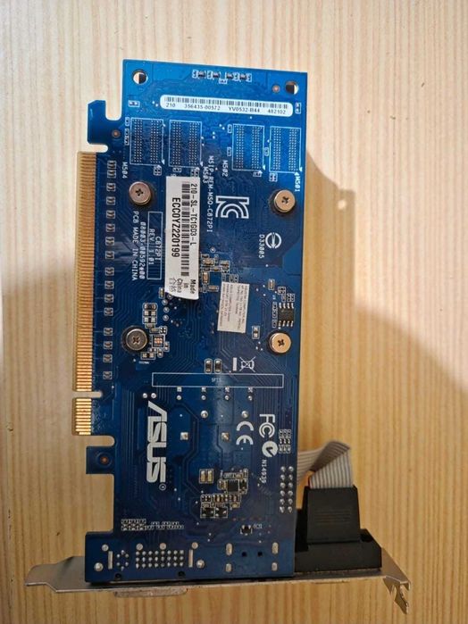 Asus Pci-E N 210-Sl-Tc1Gd3-L