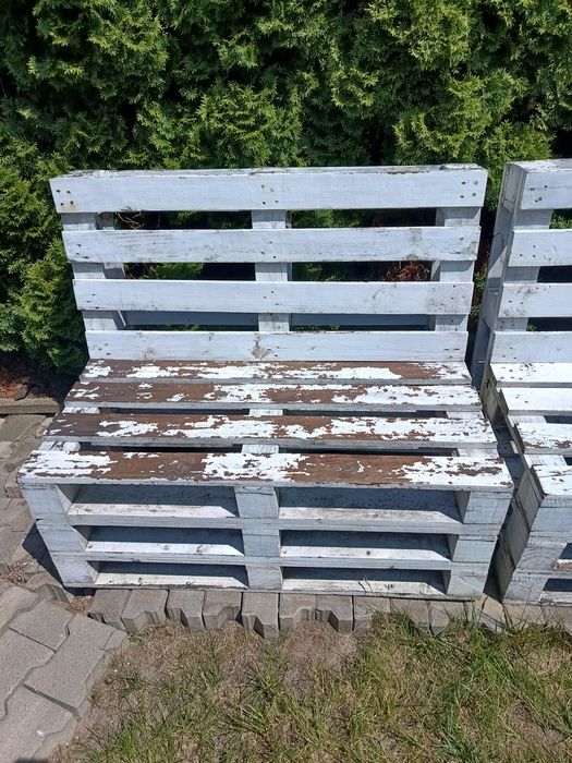 Ławki ogrodowe z palet