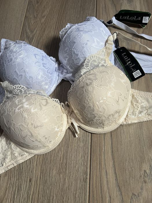 Бюстгалтер з великим Пуш-Ап,чашка В