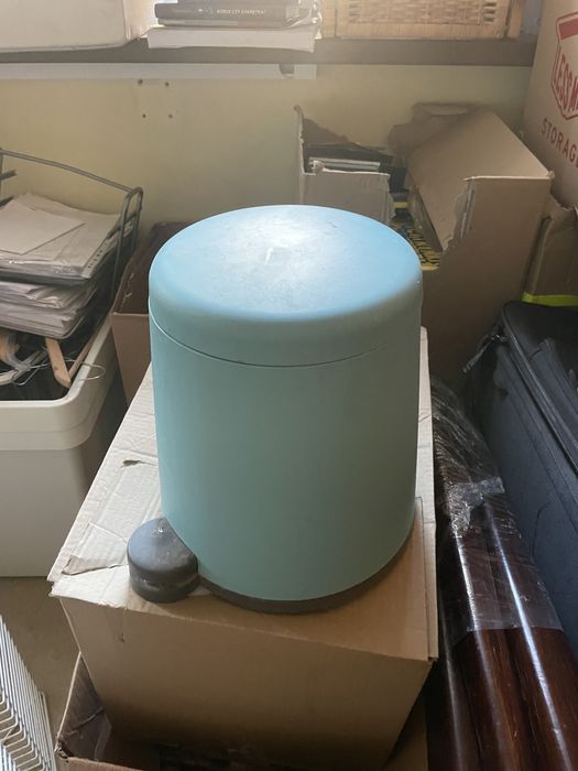 Kosz na śmieci Ikea niebieski