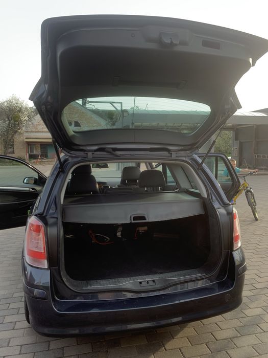 Opel Astra H 2009 года