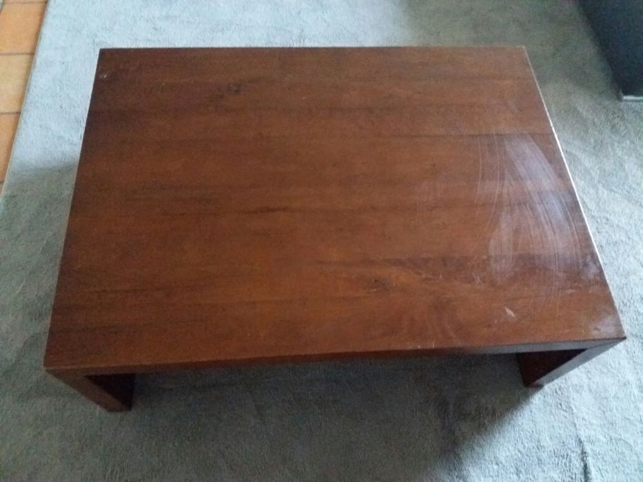 Mesa sala estar em mafeira maciça