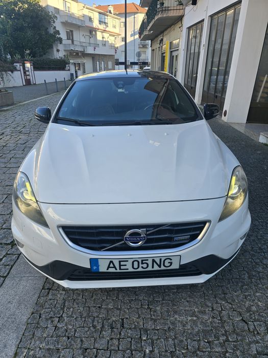 Volvo v40 em muito bom estado