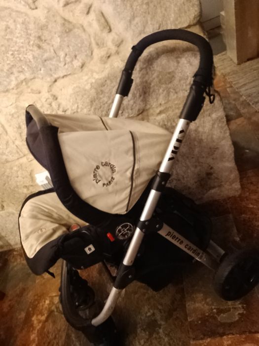 Carrinho Pierre Cardin