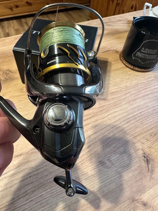 Shimano Twin Power Fd C3000