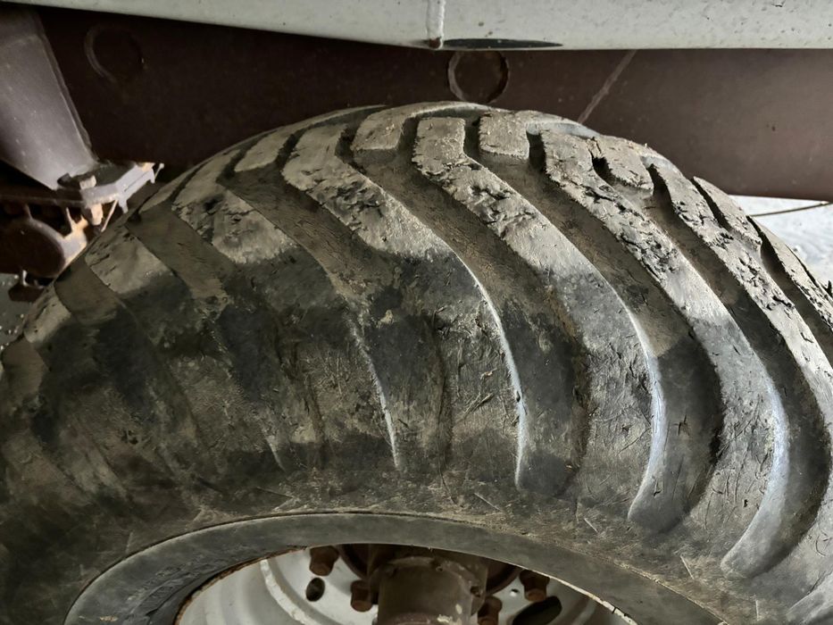 Przyczepa skorupowa wywrotka rolnicza tandem skorupa