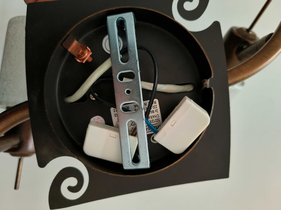 Foco 2 luzes de cor bronze