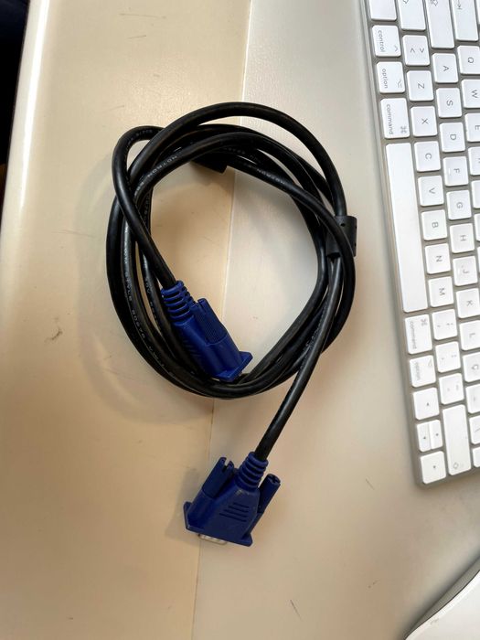 Cabo VGA para monitor de computador