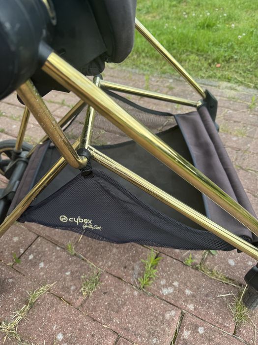 Stelaż z kółkami  cybex mios