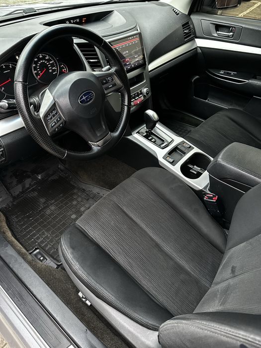 Subaru Legacy 2012