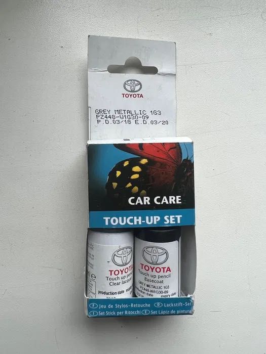 Краска карандашь Toyota оригинал