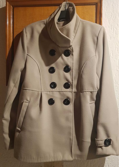 Casaco curto creme styled in Italy. NOVO Tamanho XL