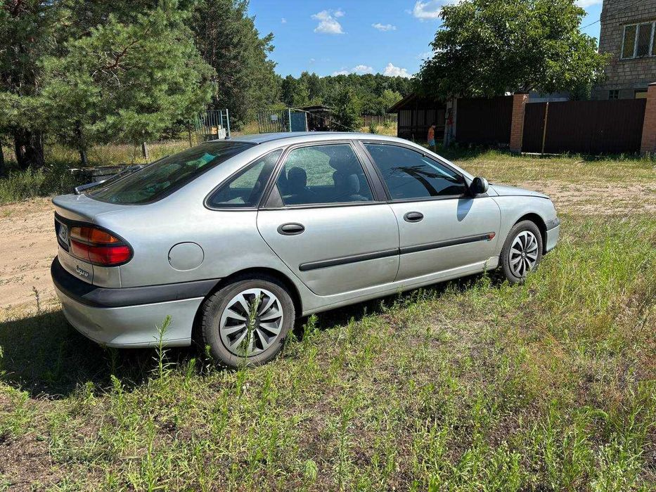 Renault Laguna 1999 VIN VF1B5680518322233 фото оголошення 2 з 6