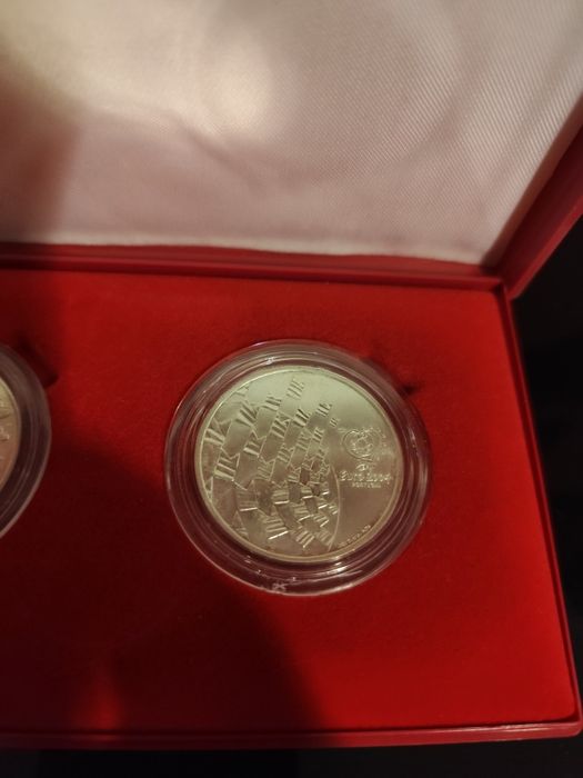 Prata 8,00€ – UEFA EURO 2004-Os Valores do Futebol (3Moedas)