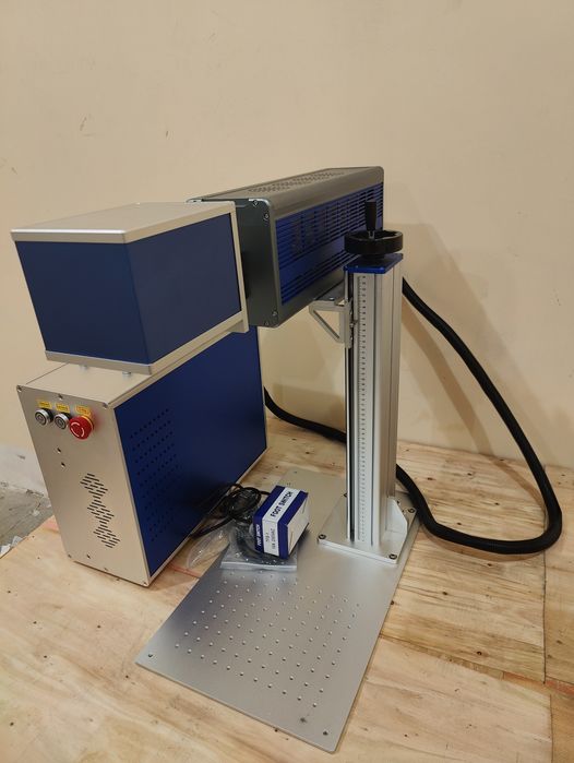 Лазерний гравер маркер CO2 для гравіювання по дереву RF 50 W
Сканатор