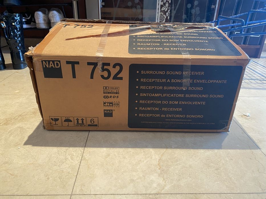 Amplificador Surround Receiver NAD T 752