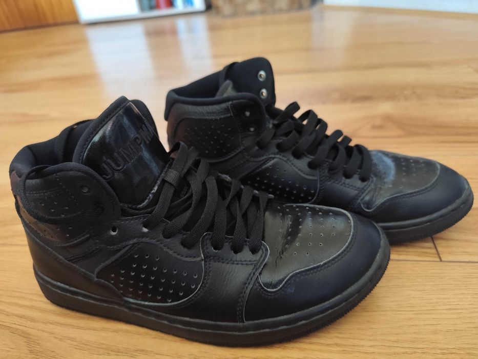 Ténis Nike Air Jordan Flight Preto