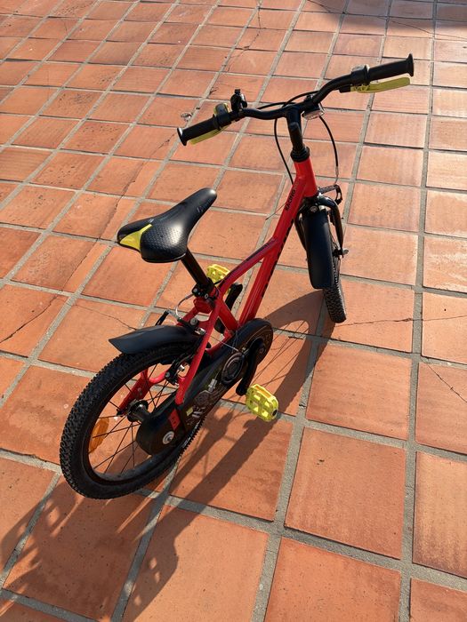 Bicicleta crianca vermelha