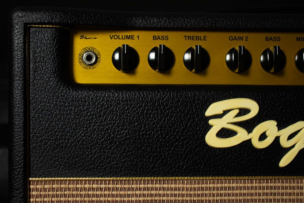 Bogner Shiva EL34 2-Channel 80-Watt 1x12" Guitar Combo with Reverb 2005 - Black with Green Back Panel