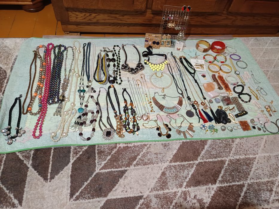 Biżuteria - vintage i nie tylko