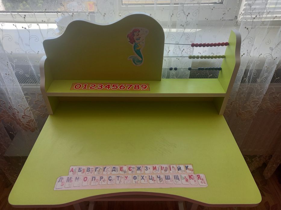 Дитячі меблі для дітей