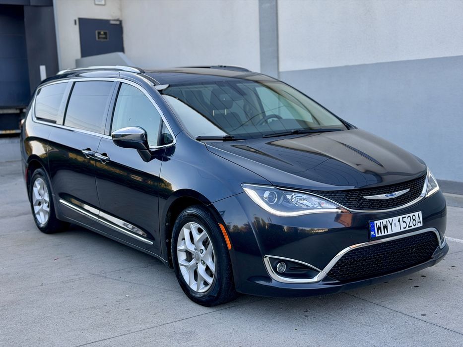 Chrysler Pacifica