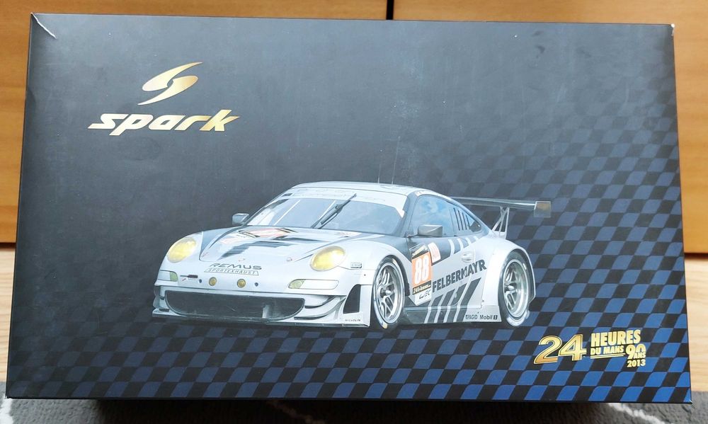 Porsche 911 997 GT3 RSR #88 PROTON 24h Le Mans 2013 SPARK 1:18