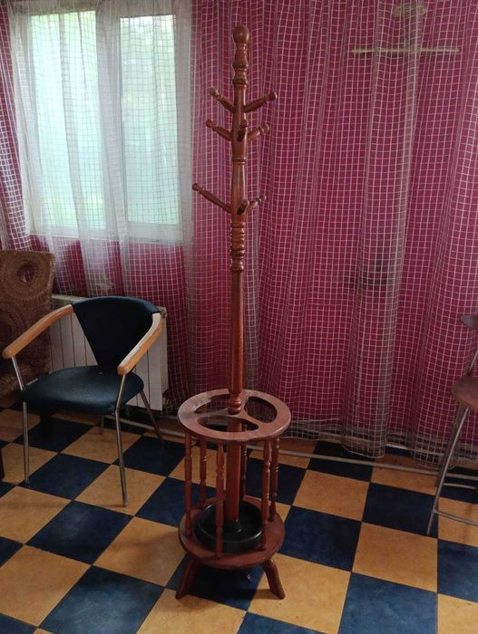 Вешалки напольные