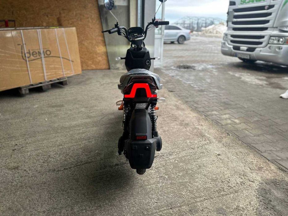 Електроскутер IDemo IRONWHEEL PRO