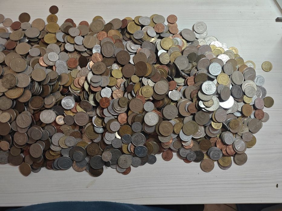 Sprzedam prawie 9 kilogramów monet
