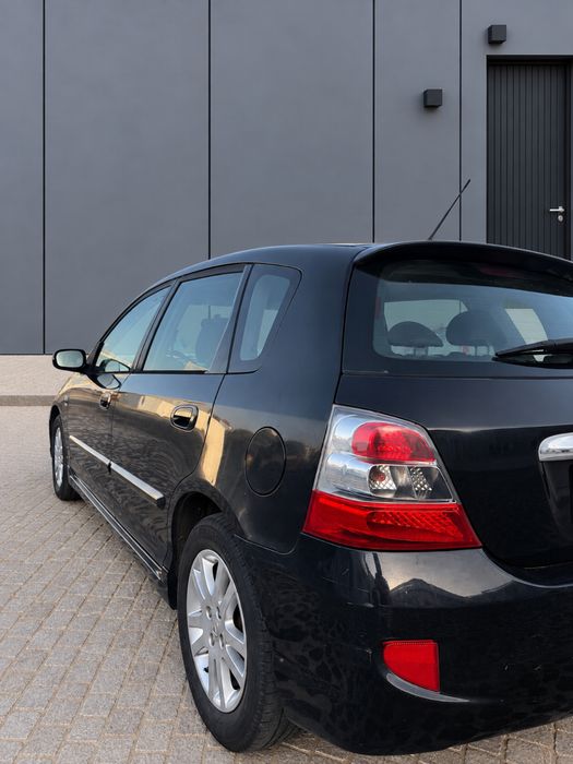 Honda Civic 1.7 CDTI ES Exclusive — photo 5
