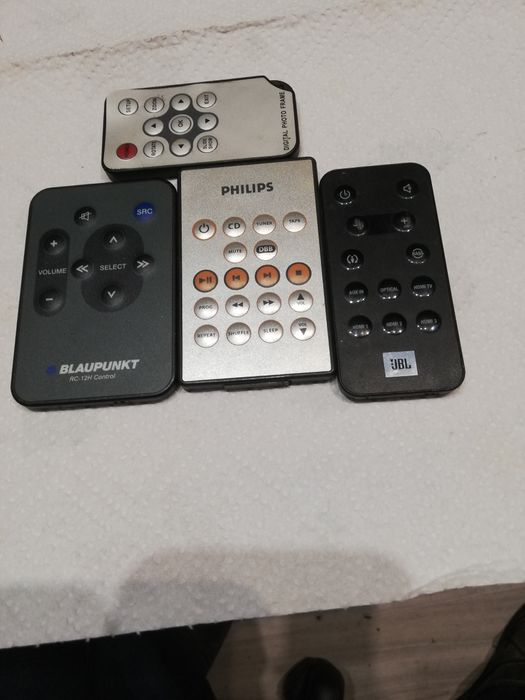 Philips  Zestaw pilotów do audio inne