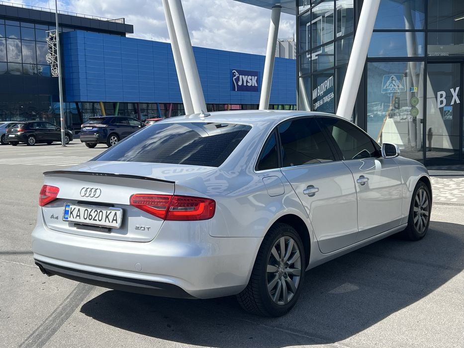 Audi A4 2012 Автомат