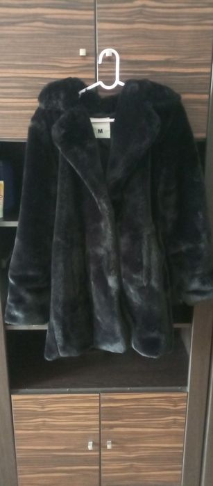 Шуба недорого !Класна !