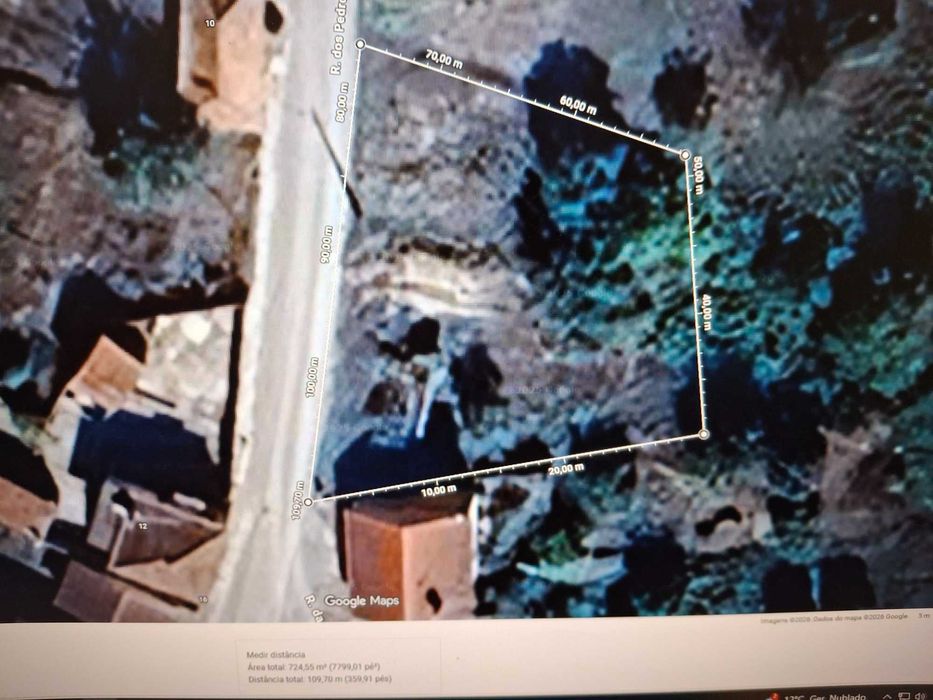 vende-se terreno para construção com frente de estrada