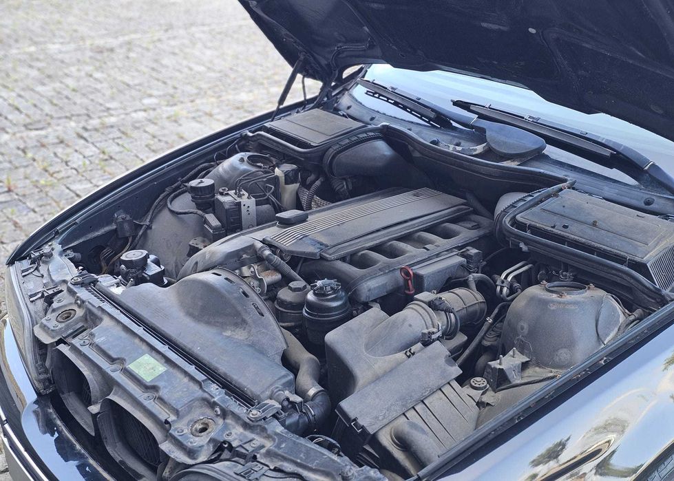 BMW 523 — fotografia 12