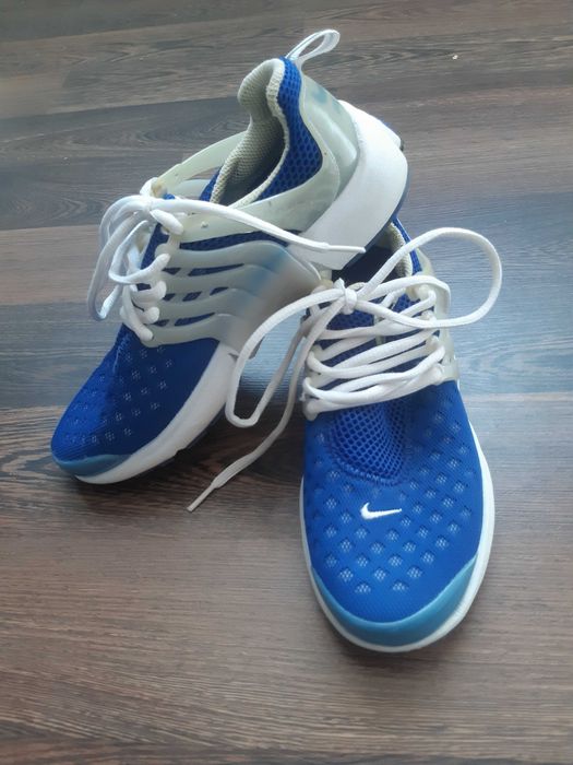 Nike Жіночі кросівки