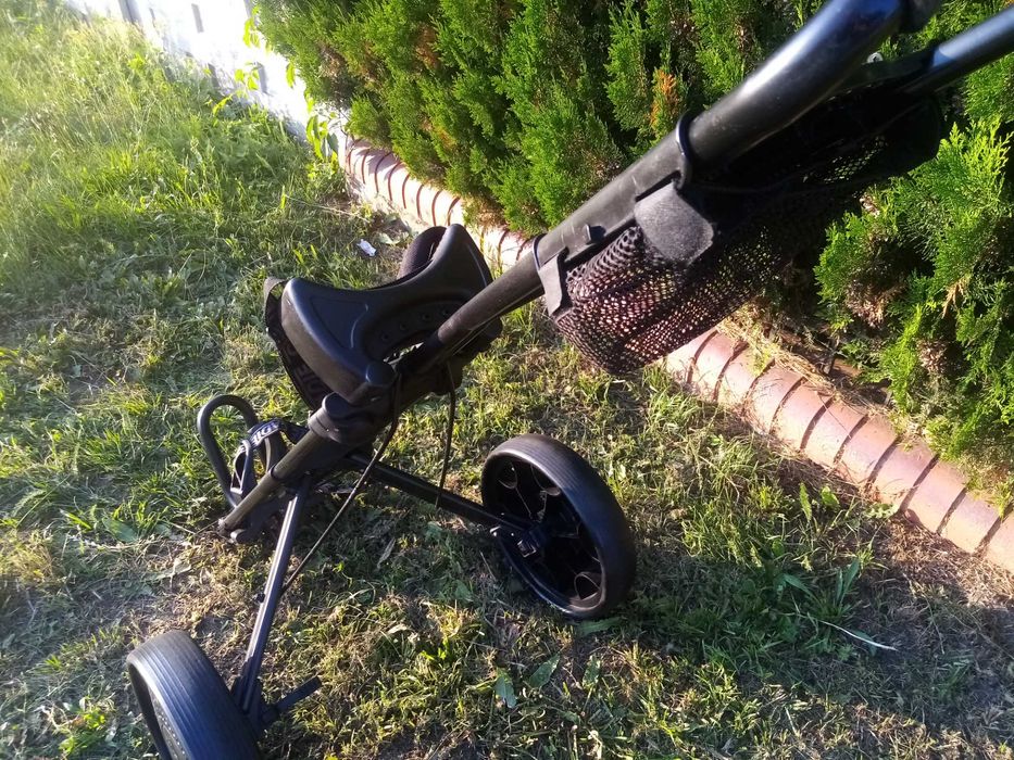 pokrowce  DJ- a i różne szyjemy- skóra , ekoskóra , materiały tapic...