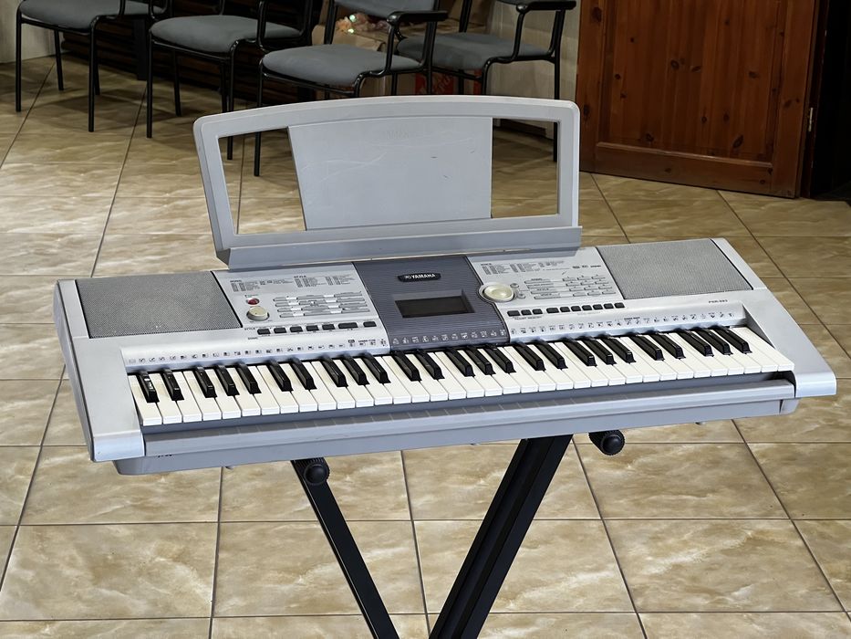 Синтезатор клавіші, електро піаніно Yamaha PSR-293