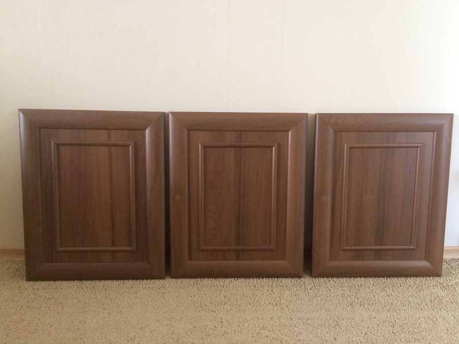 Ламіновані фасади для шафи