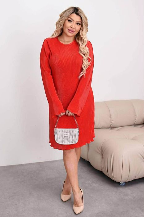 Сукня жіноча червона