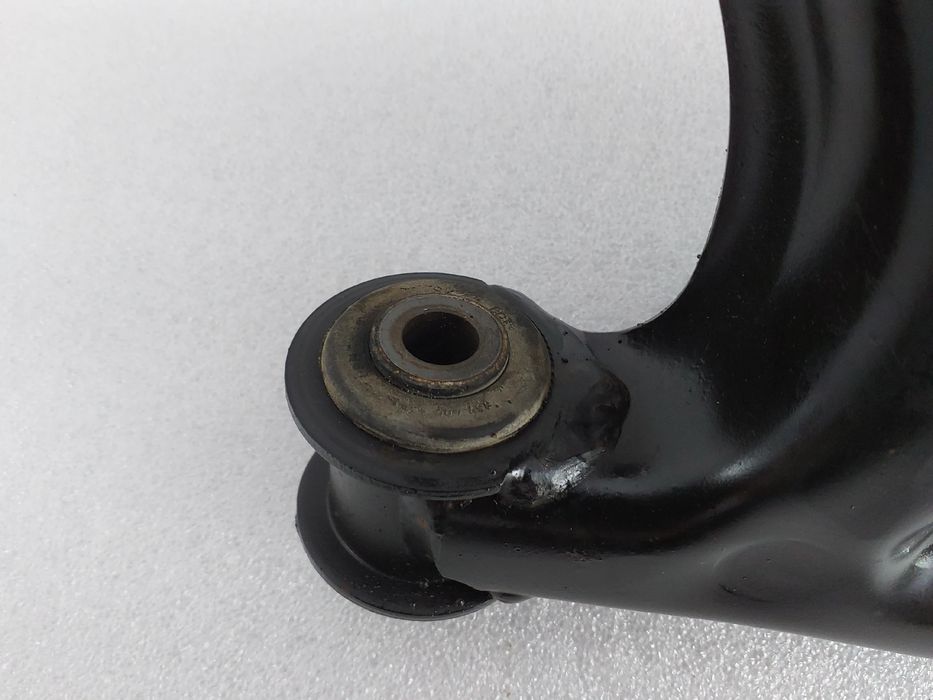 Braço de suspensão frente esquerdo VOLKSWAGEN Golf VII (5G1, BQ1, BE1,