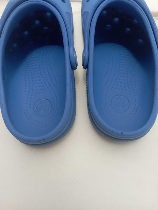 Легенькі Crocs у розмірі 12-13